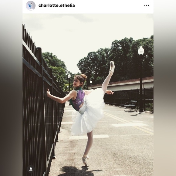 ELEVE green white & floral mesh back zip-front leotard ballet dance. PHOTOS. XS - Picture 7 of 7